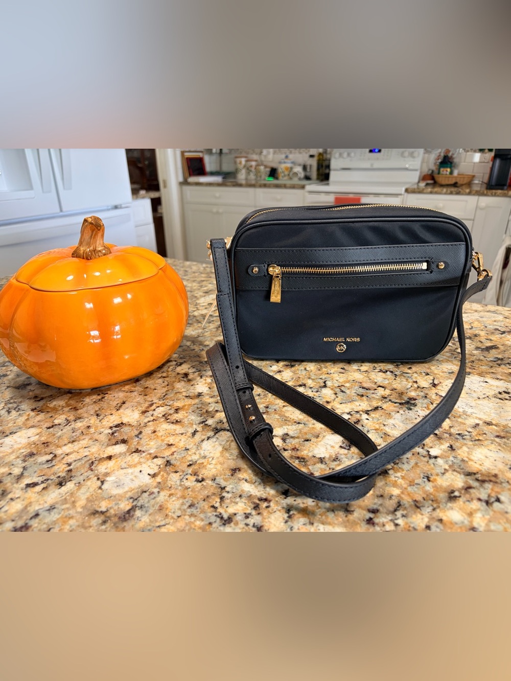 Michael Kors Jet Set Charm Large East/West Crossbody bag